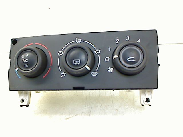 Commande de chauffage Renault LAGUNA II (BG0-1_) 1.9 dci (bg1a, bg1w, bg0g) (2005-2007)