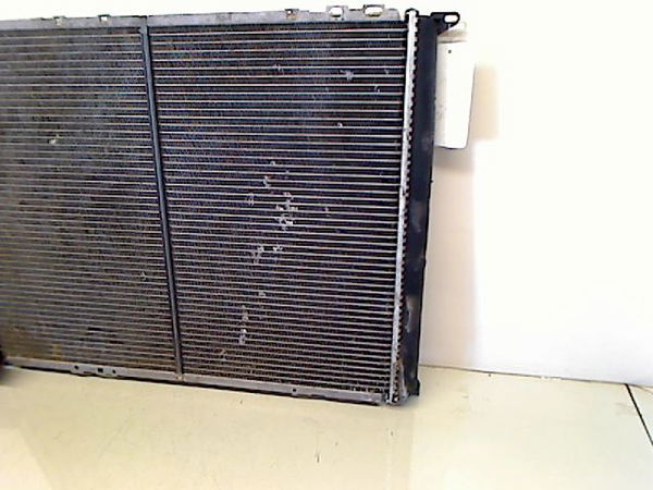 Radiateur RENAULT SAFRANE