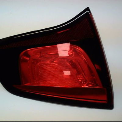 Feu arrière interieur gauche Citroën C3 II (SC_) 1.4 hdi 70 (sc8hzc, sc8hr0, sc8hp4) (2009) 5 portes