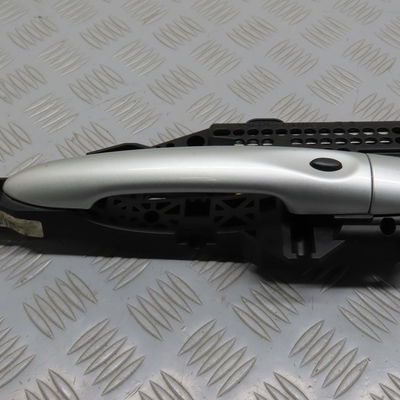 Poignee ext porte avd Renault CLIO IV Grandtour (KH_) 1.5 dci 90 (khn3, khn4) (2012) 5 portes