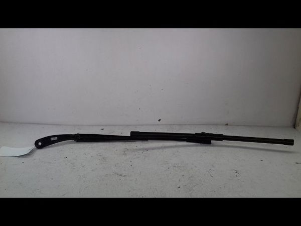 Bras essuie-glace avant gauche Mazda 3 (BK) 1.6 di turbo (2004-2009)