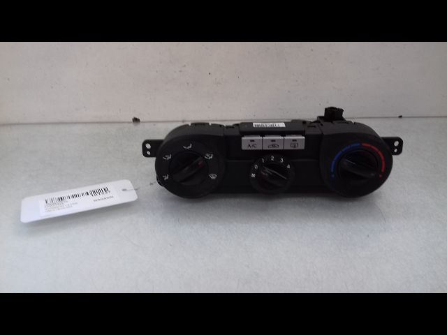 Commande de chauffage Hyundai I20 I (PB, PBT) 1.4 crdi (2008-2015)