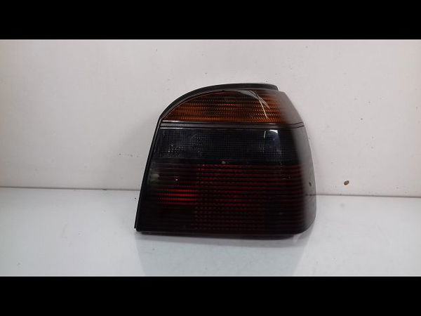 Feu arrière droit Volkswagen GOLF III Cabriolet (1E7) 2.0 (1993-1998)