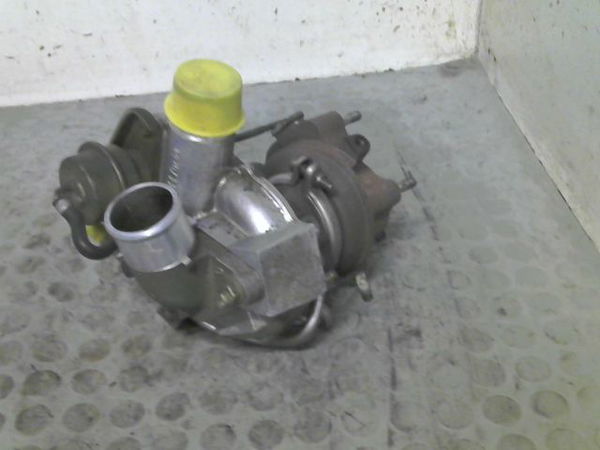 Turbo Toyota COROLLA (_E12_) 2.0 d-4d (cde120r_, cde120l_) (2002-2006)