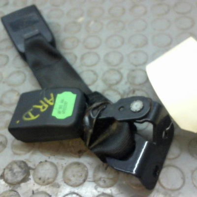 Ancrage ceinture arrière droit Peugeot 607 (9D, 9U) 2.7 hdi 24v (2004-2011)