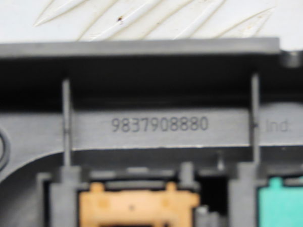 Boitier de commande bv auto CITROEN AMI