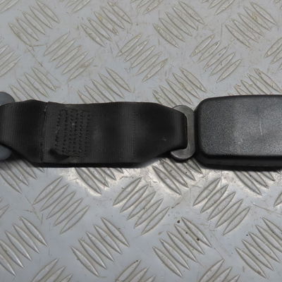 Ancrage ceinture arrière droit Peugeot 405 I (15B) 1.6 (1987-1992)