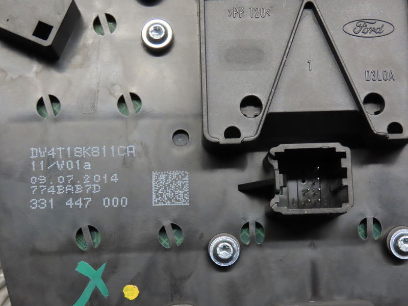 Commande autoradio Ford KUGA II (DM2) 2.0 tdci (2013-2014)