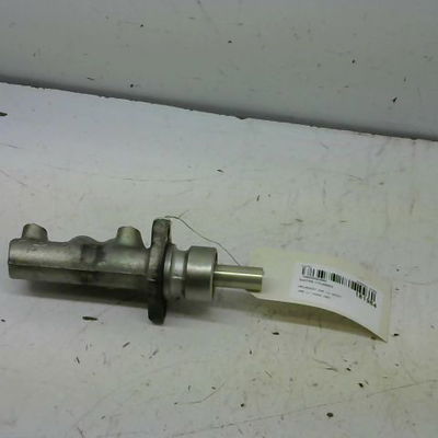 Maitre cylindre Peugeot 405 II (4B) 1.9 td (1992-1995)