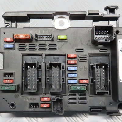Bsm (boitier servitude moteur) Peugeot 206 3-5 portes (2A-C) 1.4 i (1998-2012) 3 portes