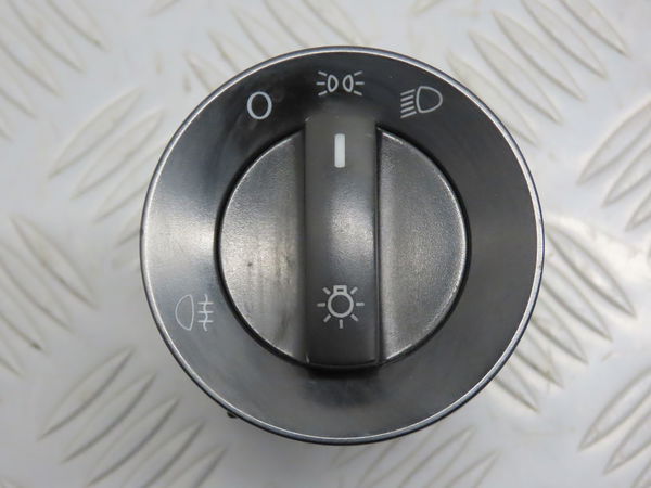 Interrupteur commande de phares Volkswagen POLO (9N_, 9A_) 1.2 (2002-2007) 5 portes
