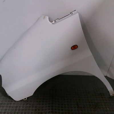 Aile avant gauche Hyundai H-1 Camionnette (A1) 2.5 td (2000-2000)