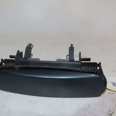 Poignee ext porte avd Audi A3 (8P1) 2.0 tdi quattro (2003-2008)