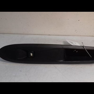 Commande lève-glace porte avant droite Citroën DS4 (NX_) 1.6 hdi 110 (2011-2015)