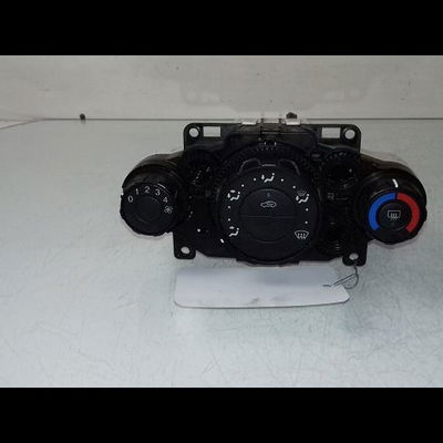 Commande de chauffage Ford FIESTA VI (CB1, CCN) 1.4 tdci (2010-2012) 3 portes