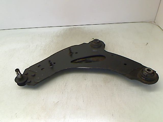 Triangle inf avg NISSAN PRIMASTAR