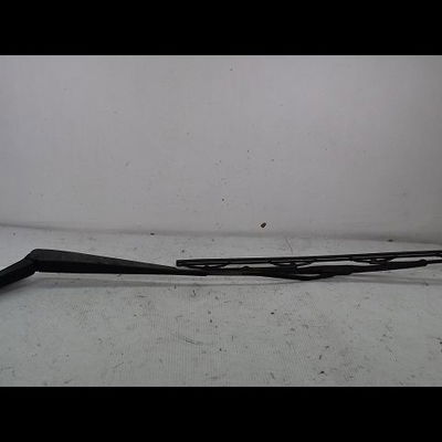 Bras essuie-glace avant gauche Honda JAZZ II (GD_, GE3, GE2) 1.3 idsi (gd1) (2002-2008)