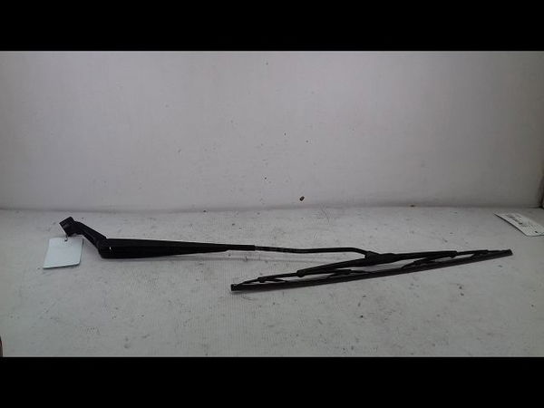 Bras essuie-glace avant gauche Honda JAZZ II (GD_, GE3, GE2) 1.3 idsi (gd1) (2002-2008)