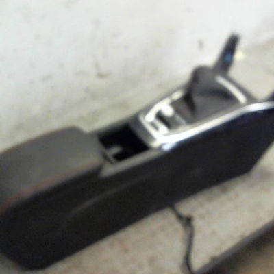 Console Peugeot 308 II (LB_, LP_, LW_, LH_, L3_) 1.6 gti (l35gnh) (2015-2021)