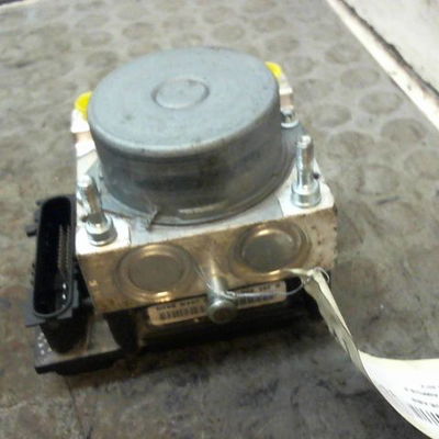 Unité hydraulique abs Renault CLIO II (BB_, CB_) 1.2 16v (bb05, bb0w, bb11, bb27, bb2t, bb2u, bb2v, cb05,... (2001-2016) 3 portes