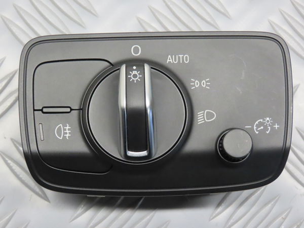 Commande eclairage Audi A3 (8V1, 8VK) S3 quattro (2013-2014)