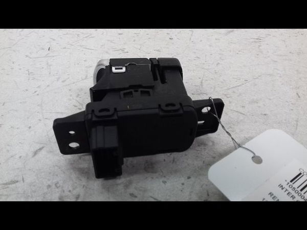 Interrupteur commande de frein a main Renault KADJAR (HA_, HL_) 1.3 tce 140 (2018)