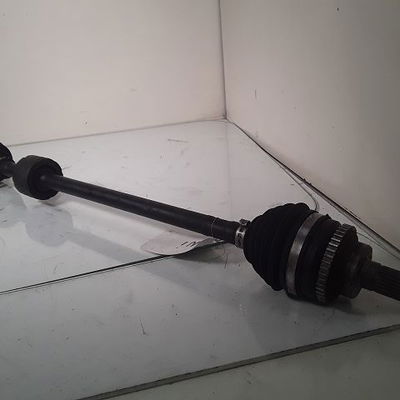 Transmission avant droite Suzuki CELERIO (LF) 1.0 (avk310) (2014) 5 portes
