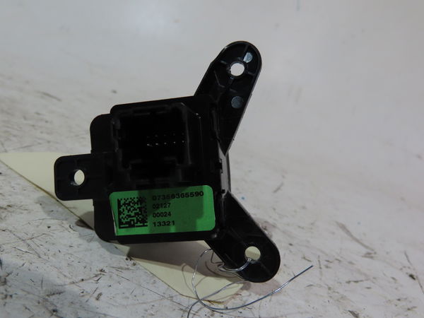 Interrupteur commande de frein a main Jeep RENEGADE SUV (BU, B1, BV) 1.3 gse t4 (2018) 5 portes