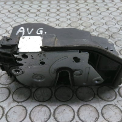 Serrure porte avg Bmw 1 (E87) 116 d (2009-2011)