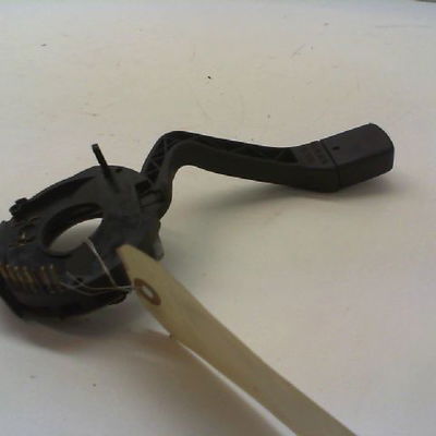 Commande clignotant Volkswagen GOLF II (19E, 1G1) 1.6 (1986-1992)