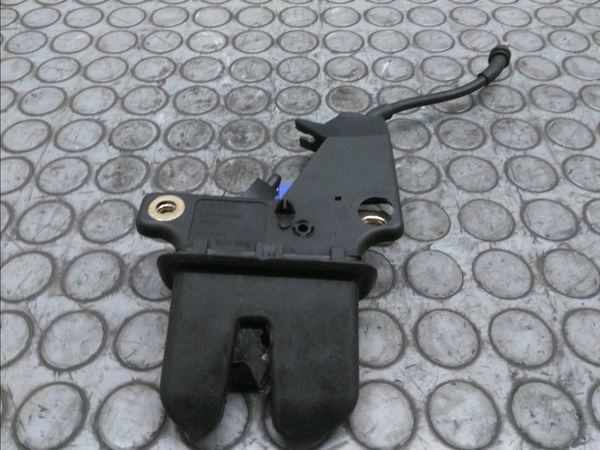 Serrure coffre arrière Audi A4 B6 (8E2) 2.5 tdi quattro (2000-2004)