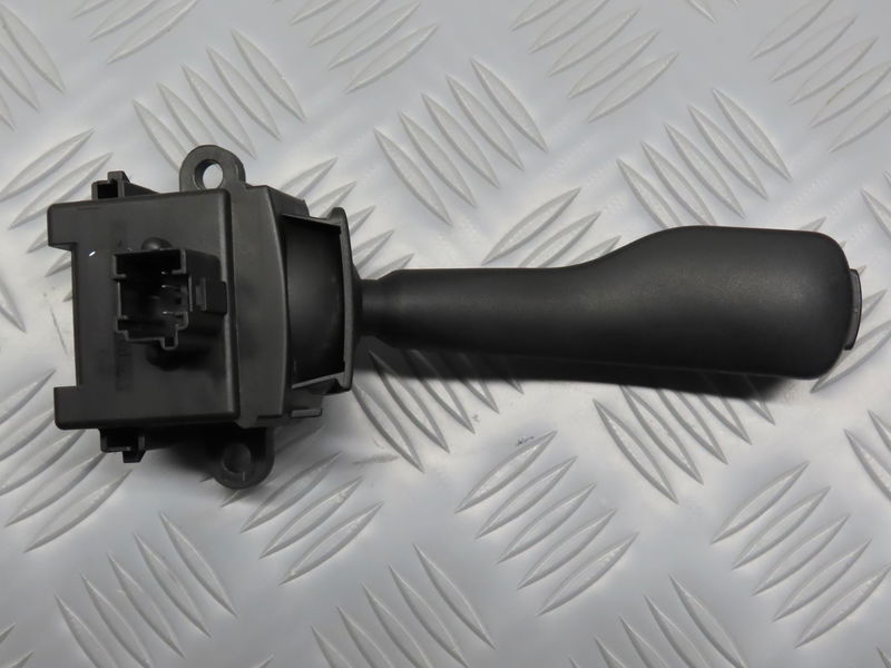 Commande clignotant Bmw 3 Touring (E46) 318 d (2002-2003)