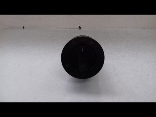 Interrupteur commande de phares Volkswagen GOLF IV (1J1) 1.6 (1997-2004)