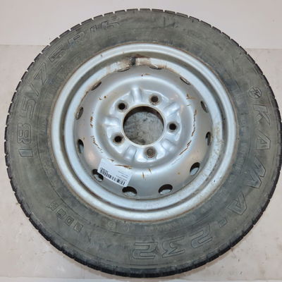 Roue complete Lada NIVA Véhicule tout terrain fermé (2121, 2131) 1.7 lpg (2002-2015)