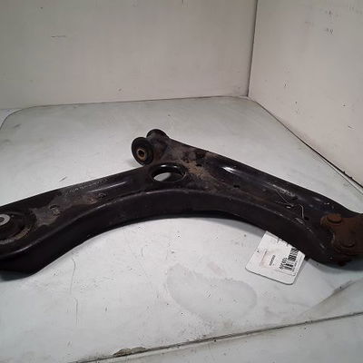 Triangle inf avd Skoda FABIA II (542) 1.4 (2007-2014)