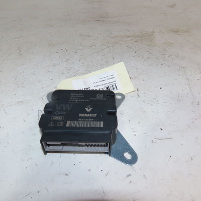 Boitier pyrotechnique Renault TWINGO III (BCM_, BCA_) 0.9 tce 90 (2014) 5 portes