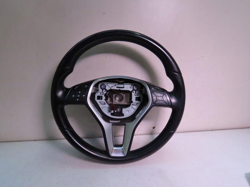 Volant de direction Mercedes-benz CLASSE A (W176) A 200 cdi (176.001) (2012-2014)
