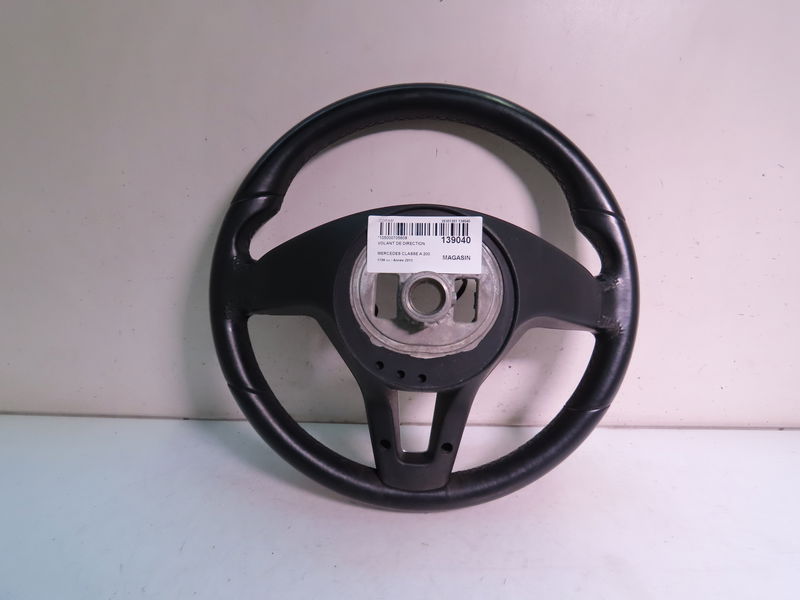 Volant de direction Mercedes-benz CLASSE A (W176) A 200 cdi (176.001) (2012-2014)