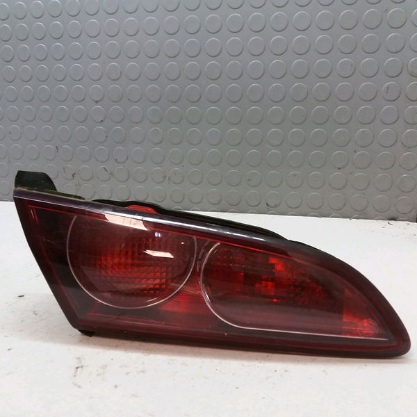 Feu arrière interieur gauche Alfa romeo 159 (939_) 1.9 jtdm 16v (939axc1b, 939axc12) (2005-2011)