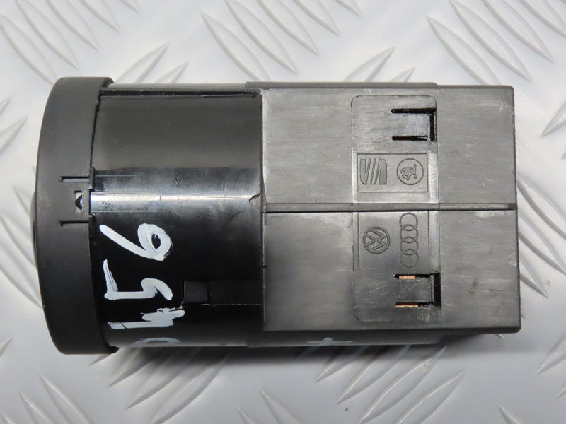 Commande eclairage Audi A4 B7 Avant (8ED) 2.0 tdi 16v (2004-2008)