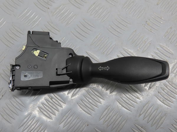 Commande clignotant Ford FIESTA VI (CB1, CCN) 1.4 tdci (2010-2012) 3 portes