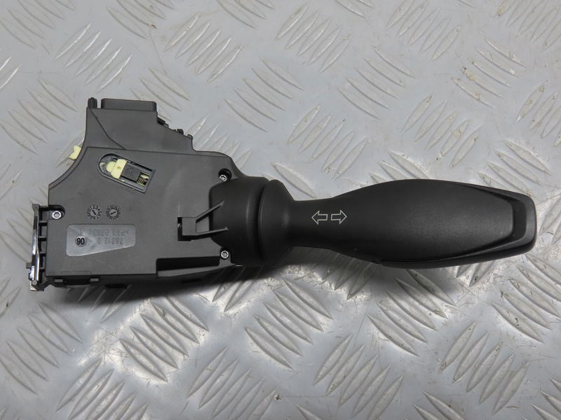 Commande clignotant Ford FIESTA VI (CB1, CCN) 1.4 tdci (2010-2012) 3 portes