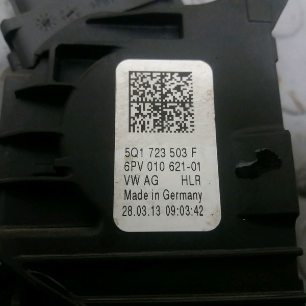 Pedale accelerateur Volkswagen GOLF VII (5G1, BQ1, BE1, BE2) 1.6 tdi (2012-2017)