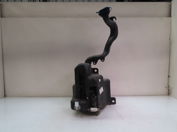 Reservoir lave-glace avant Mercedes-benz CLASSE A (W176) A 200 cdi (176.001) (2012-2014)
