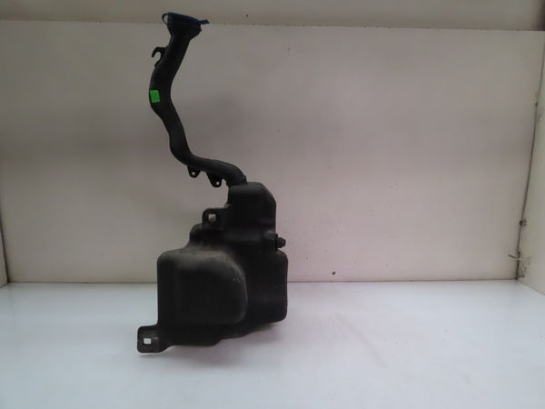 Reservoir lave-glace avant Mercedes-benz CLASSE A (W176) A 200 cdi (176.001) (2012-2014)