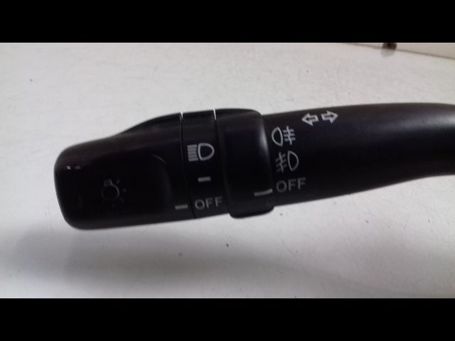 Commande clignotant Toyota AVENSIS VERSO (_M2_) 2.0 d (clm20_) (2001-2005)
