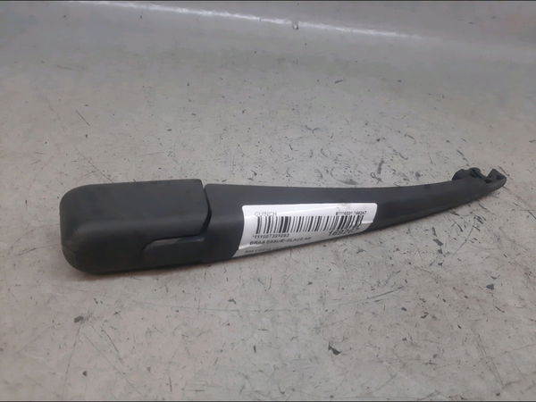 Bras essuie-glace arrière Kia CEE'D 3-5 portes (ED) 1.6 crdi 90 (2006-2012)