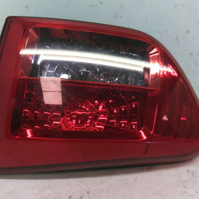Feu arrière intérieur droit Peugeot 4007 (VU_, VV_) 2.2 hdi (2007-2013)