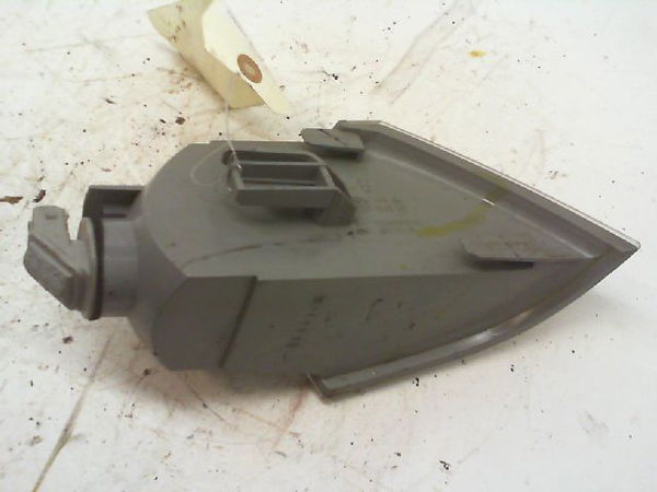 Clignotant gauche CITROEN XANTIA Phase 2 12-1997--06-2001 2.0 HDi 110ch
