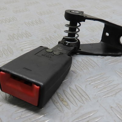Ancrage ceinture arrière droit BMW SERIE 5